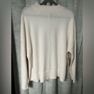 NEVER WORN Altar’d State Women’s Sweatee Size L